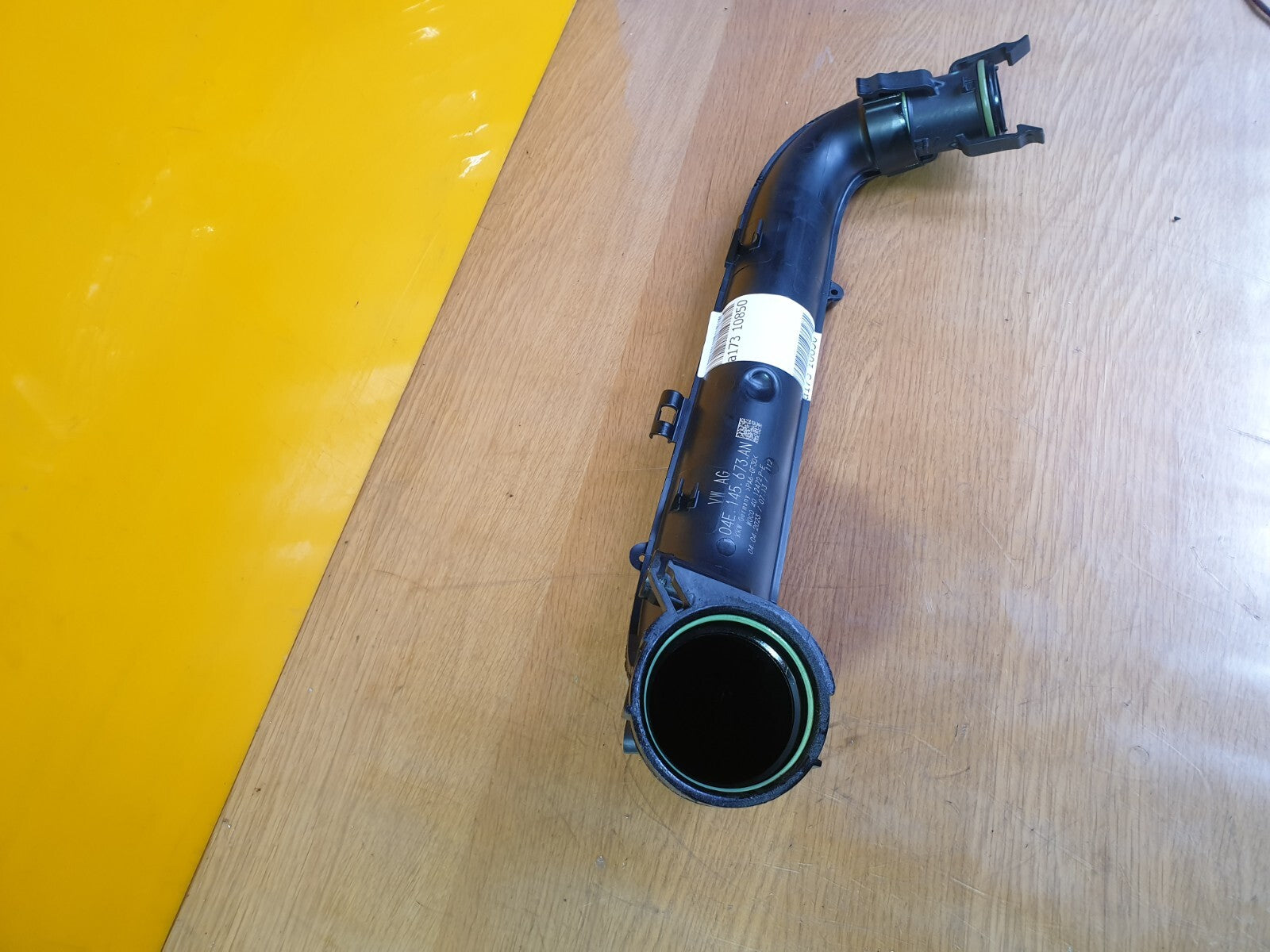 ✅2023 CUPRA FORMENTOR 1.4P HYBRID AIR INTAKE PIPE 04E145673AN + WARRANTY A173 - Image 6