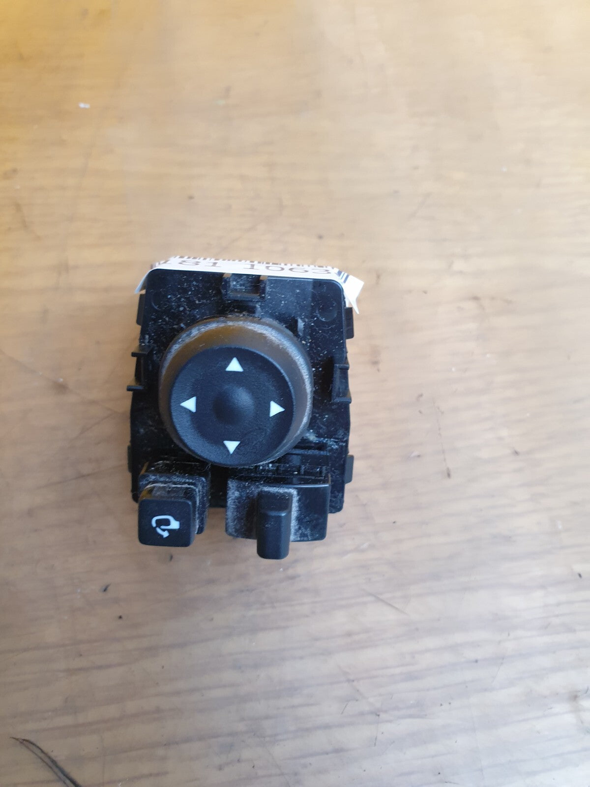✅2022 HYUNDAI I20 MK3 1.0P REAR VIEW MIRROR CONTROL SWITCH 93530BV010 + WARRANTY - Image 2