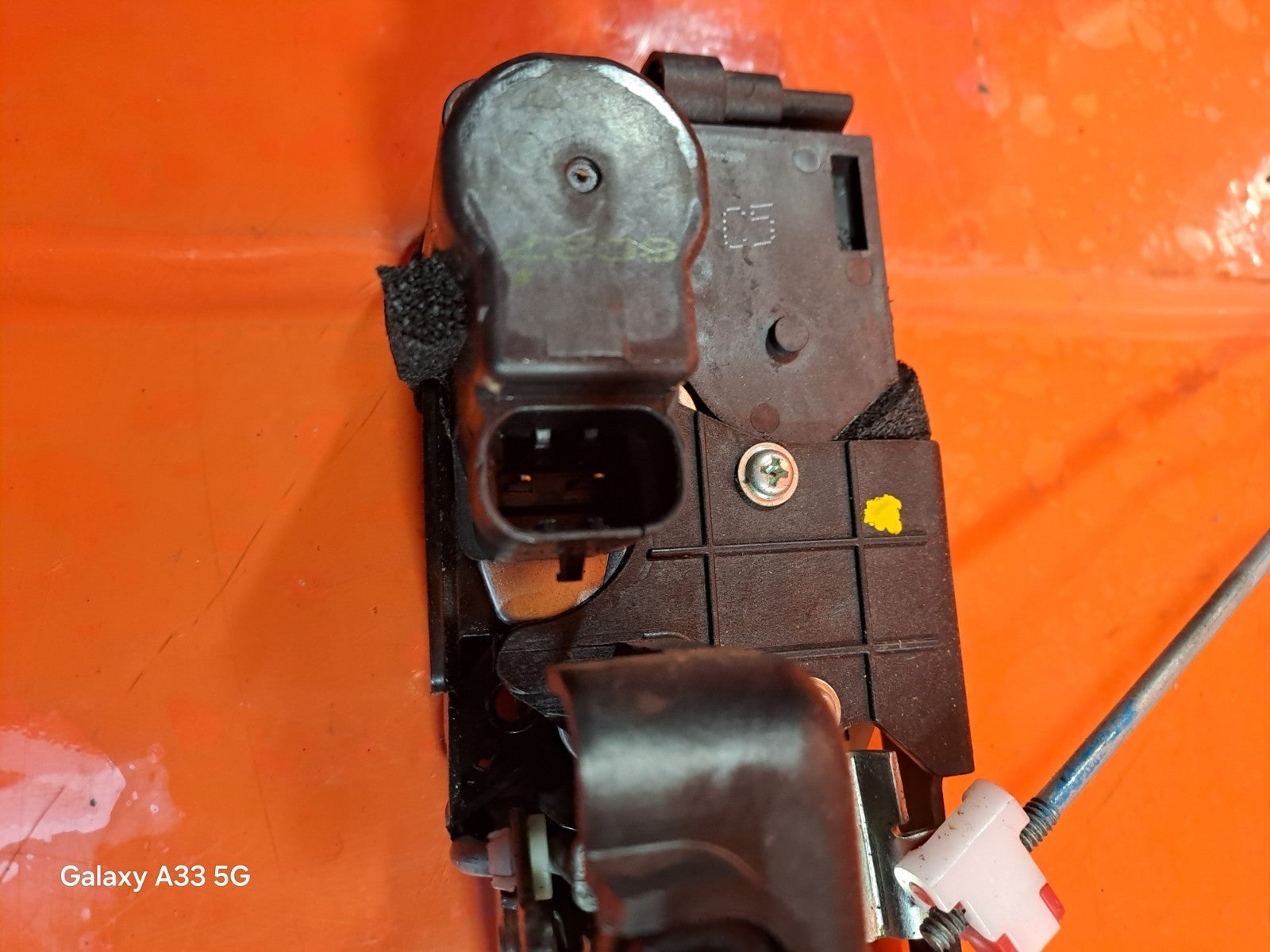 ✅2018 SSANGYONG KORANDO LE FRONT LEFT DOOR LOCK + WARRANTY A288 - Image 8