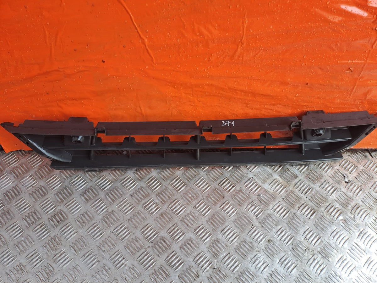 2015 Ford Tourneo Custom Front Bumper Lower Grille BK21-17K946-AA Warranty A371 - Image 9