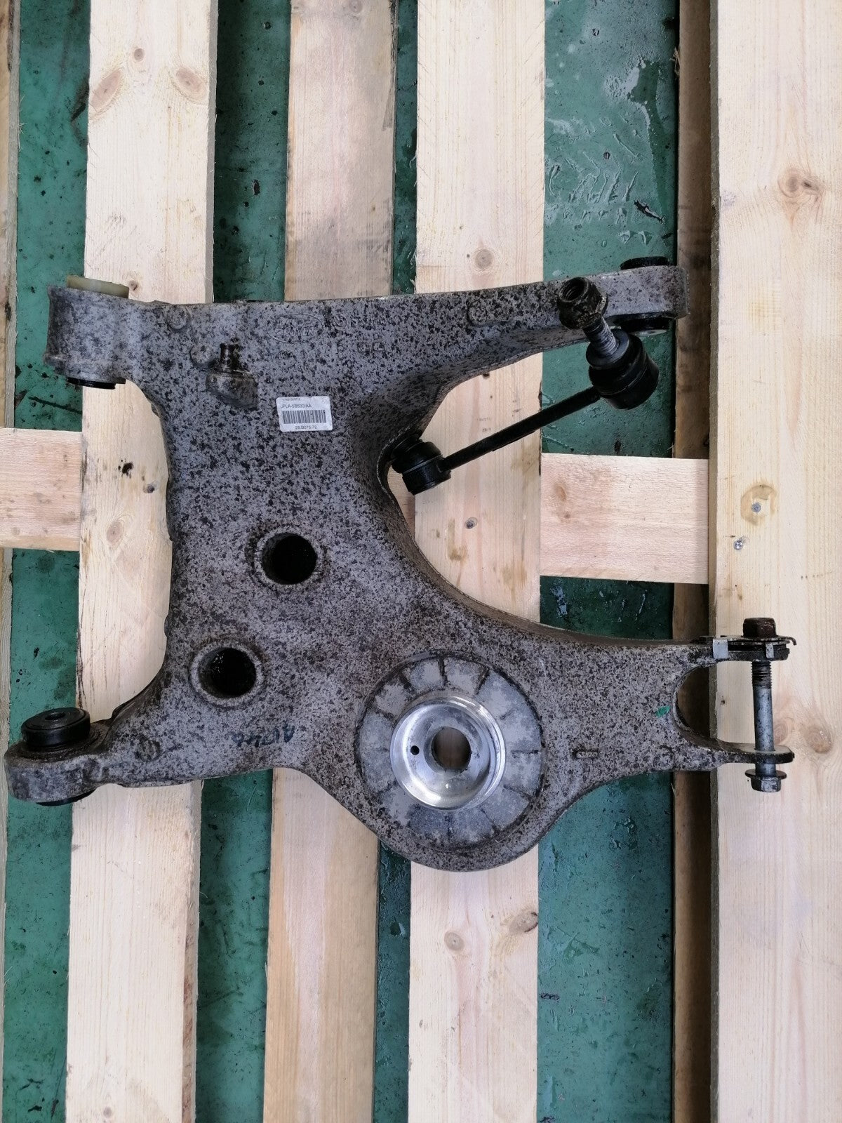 2018 LAND ROVER DISCOVERY 5 L462 Driver Side Rear Wishbone JPLA5B530AA A046 - Image 1