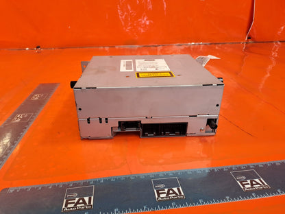 ✅LAND ROVER DISCOVERY 4 L319 3.0 DIESEL 2010 CD PLAYER RADIO STEREO HEAD UNIT - Image 9