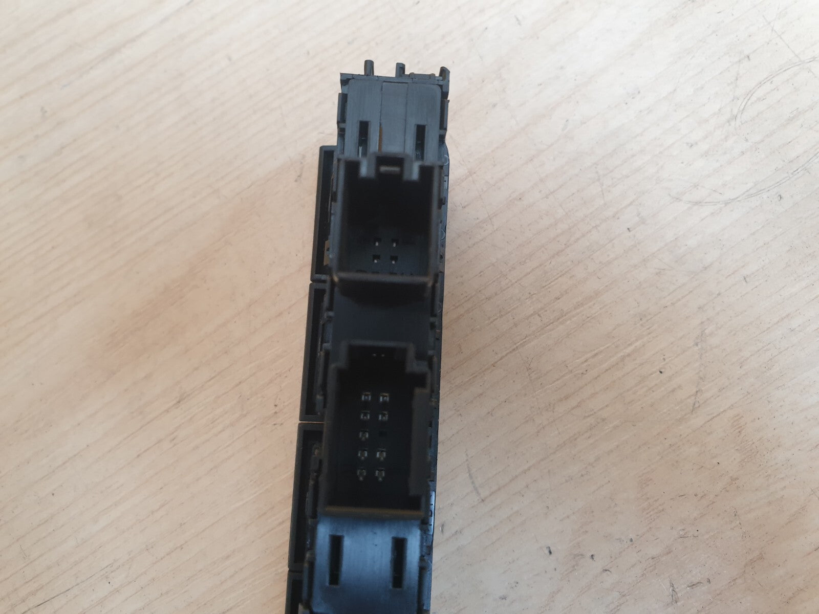 SKODA KAROQ 1.0 PETROL 2020 HAZARD LOCK SWITCH 565927132AK - Image 12