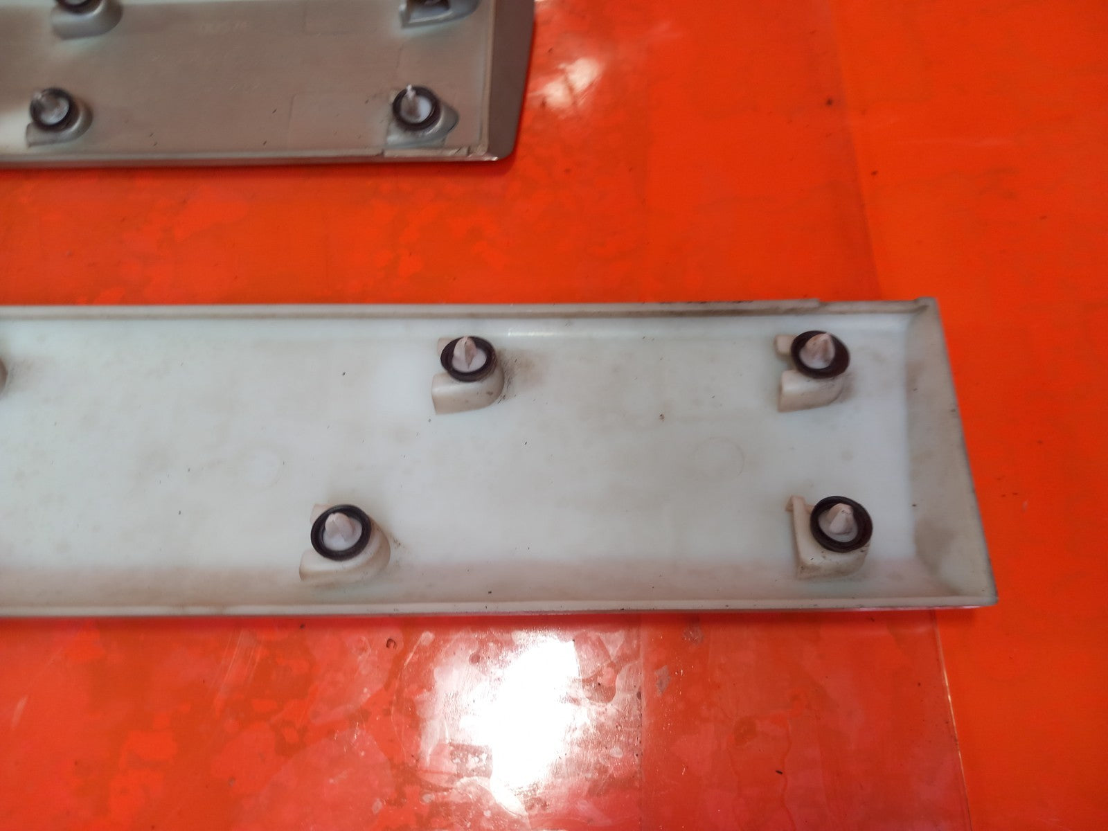 Ford Tourneo Custom 2015 Door Moulding Right Side BK21-V20780-ACW Silver A280 - Image 10