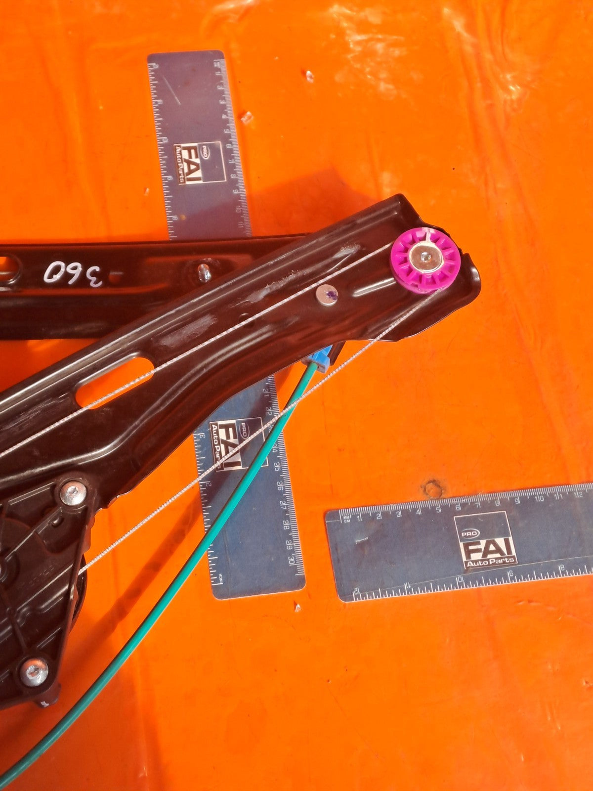✅2019 BMW 1 Series F20 M Sport Front Right Door Window Regulator Motor 7242562 - Image 6