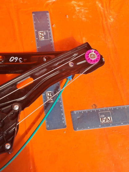 ✅2019 BMW 1 Series F20 M Sport Front Right Door Window Regulator Motor 7242562 - Image 6