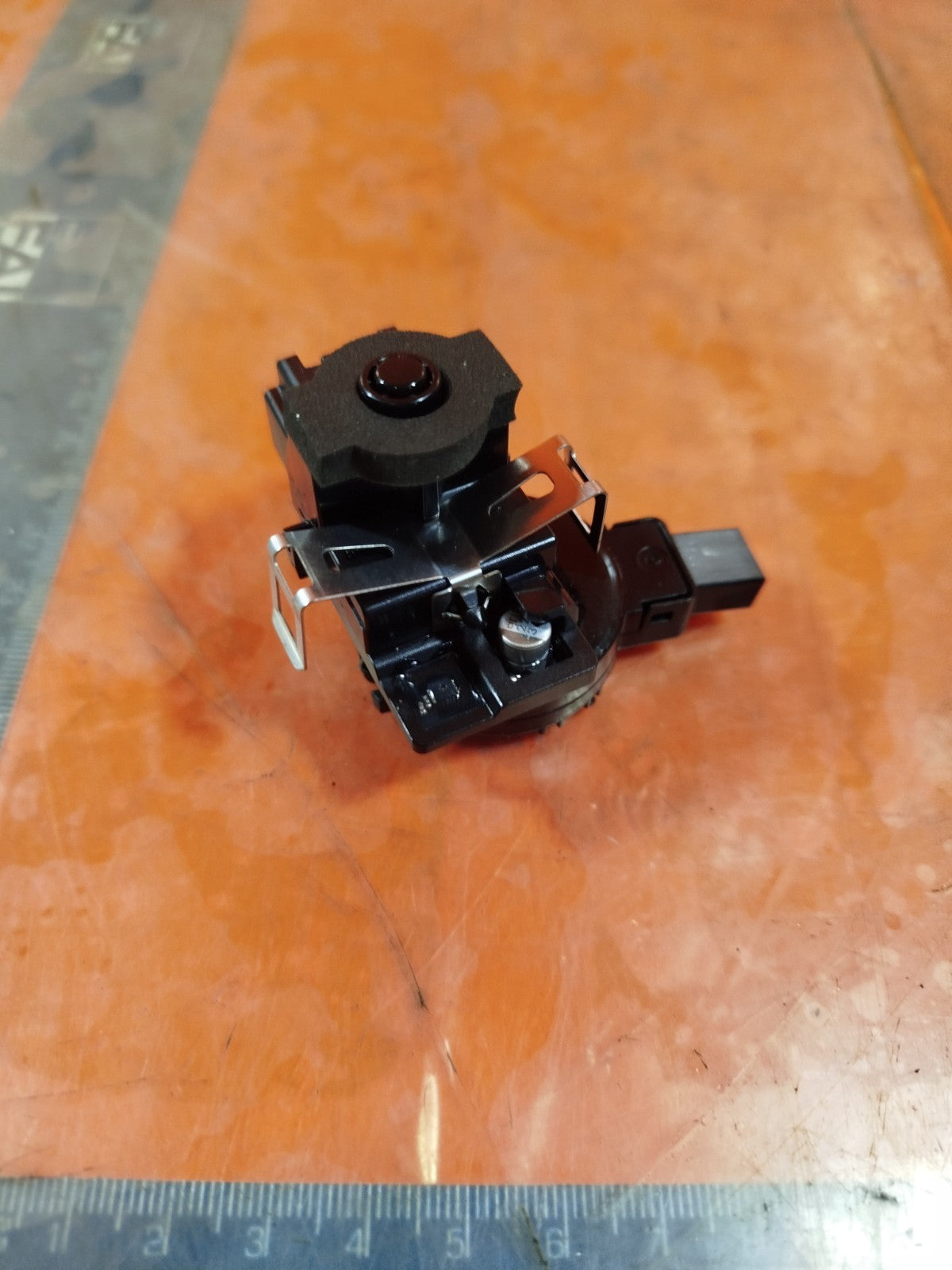 ✅FORD KUGA ST-LINE 2.5 PETROL 2025 FRONT WINDSCREEN RAIN SENSOR LU5T17D547 A326 - Image 4