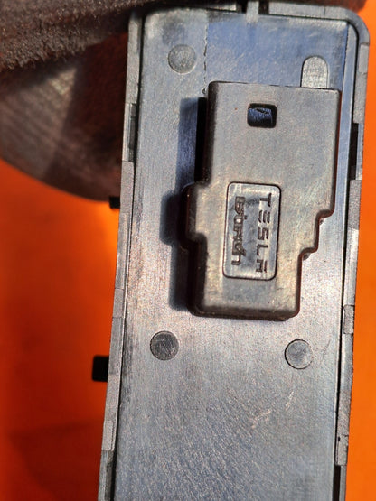ebay-src:https://i.ebayimg.com/00/s/mtywmfgxmjaw/z/cyoaaoswit5n-bf8/$_57.jpg