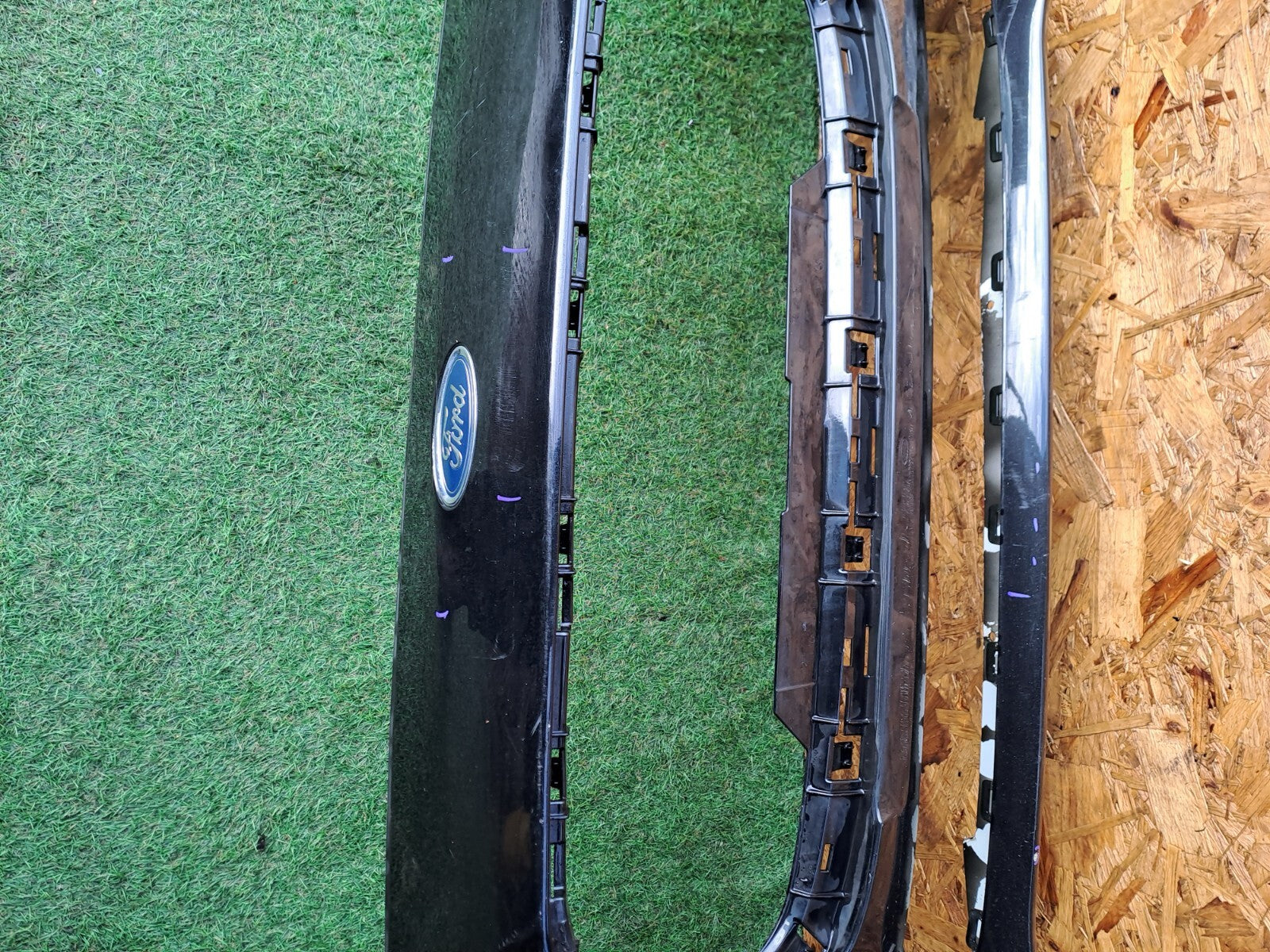 ✅2018-2025 FORD FOCUS MK4 FRONT BUMPER BLACK scratches + WARRANTY A242 - Image 5