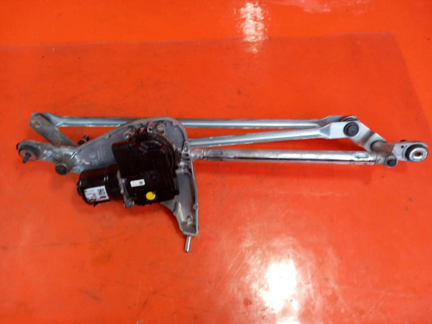 Ford Transit Custom 2024 Front Windscreen Wiper Motor and Linkage A406 - Image 3