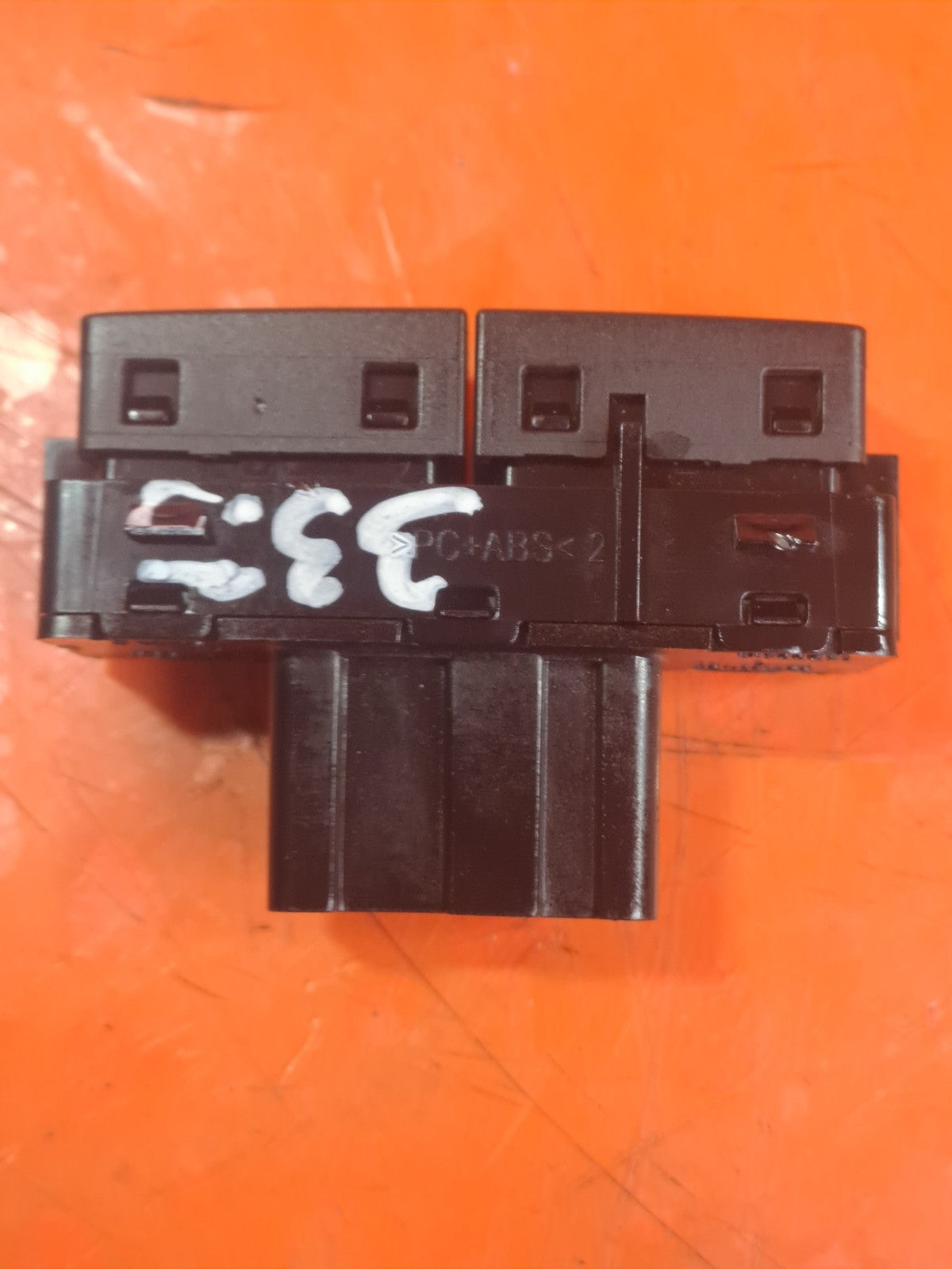 ✅FORD KUGA ST-LINE X 2.5 PETROL 2023 FRONT HEATED SEAT CONTROL SWITCH EG9T14D694 - Image 11