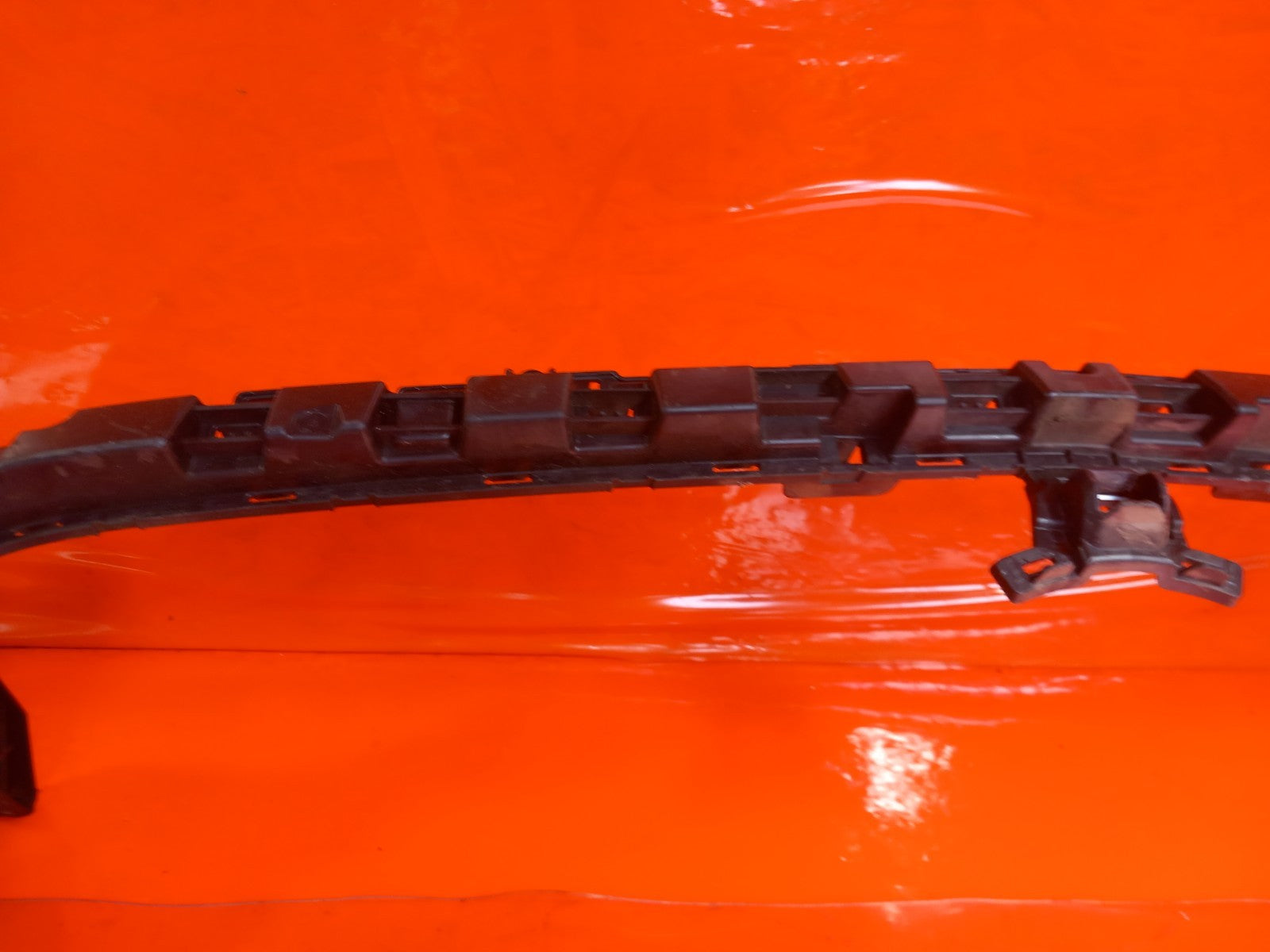 Mercedes Gle 450D AMG 3.0 Diesel 2025 Front Bumper Mounting Bracket A1678859809  - Image 10