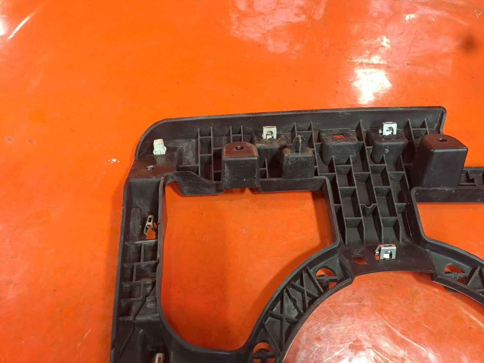 ✅2021 Ford Transit Custom Front Right Dashboard Bracket JK21-V043C90-AA A370 - Image 8