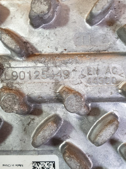ebay-src:https://i.ebayimg.com/00/s/mtywmfgxmjaw/z/gzuaaoswnnjmjta4/$_57.jpg