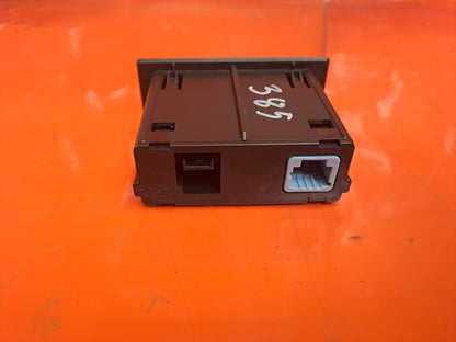 ✅2021 Renault Captur MK2 Iconic USB & AUX Port 280231553R + Warranty A385 - Image 5