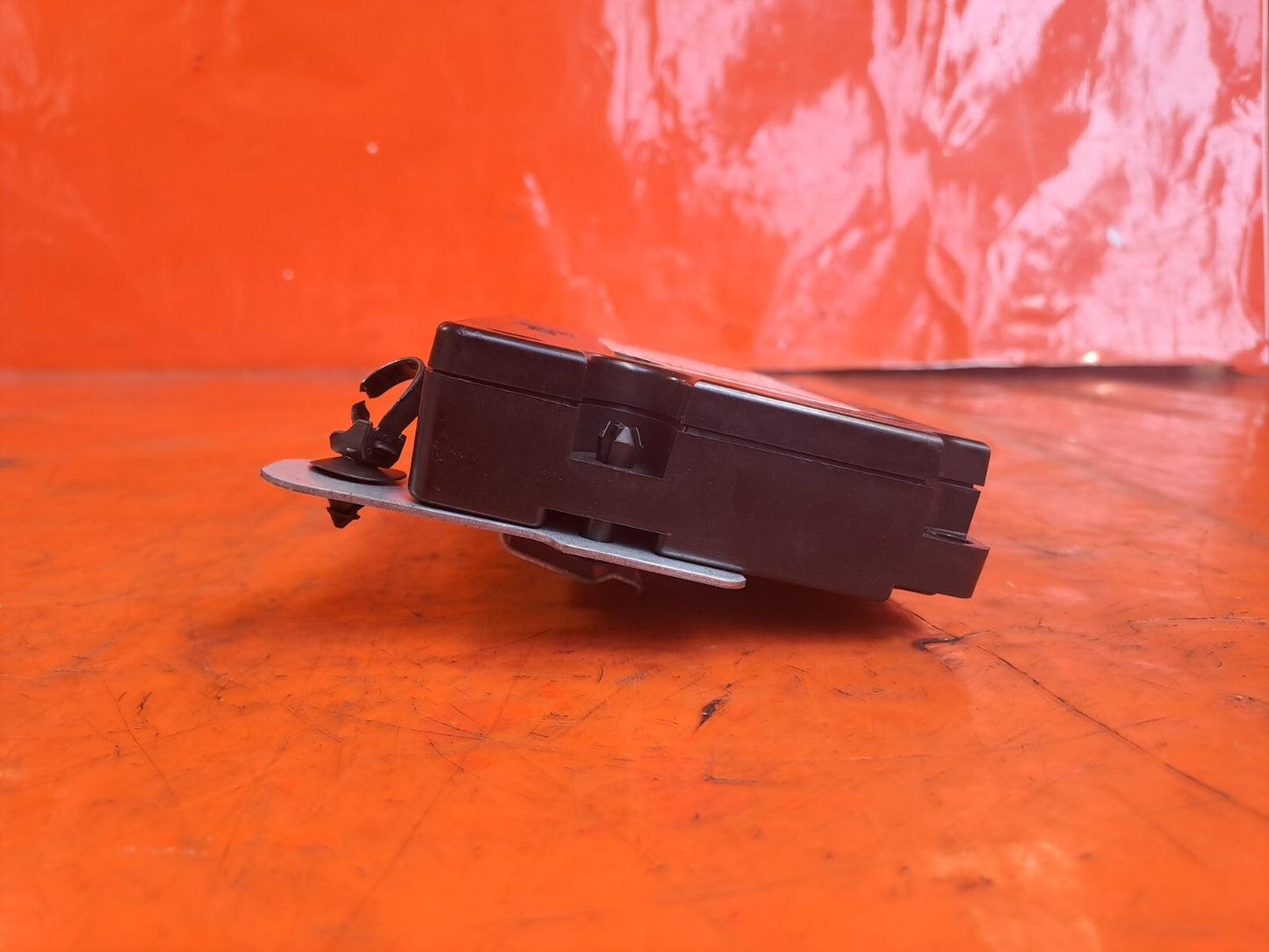 ebay-src:https://i.ebayimg.com/00/s/mtiwmfgxnjaw/z/s64aaoswpohojc7h/$_57.jpg