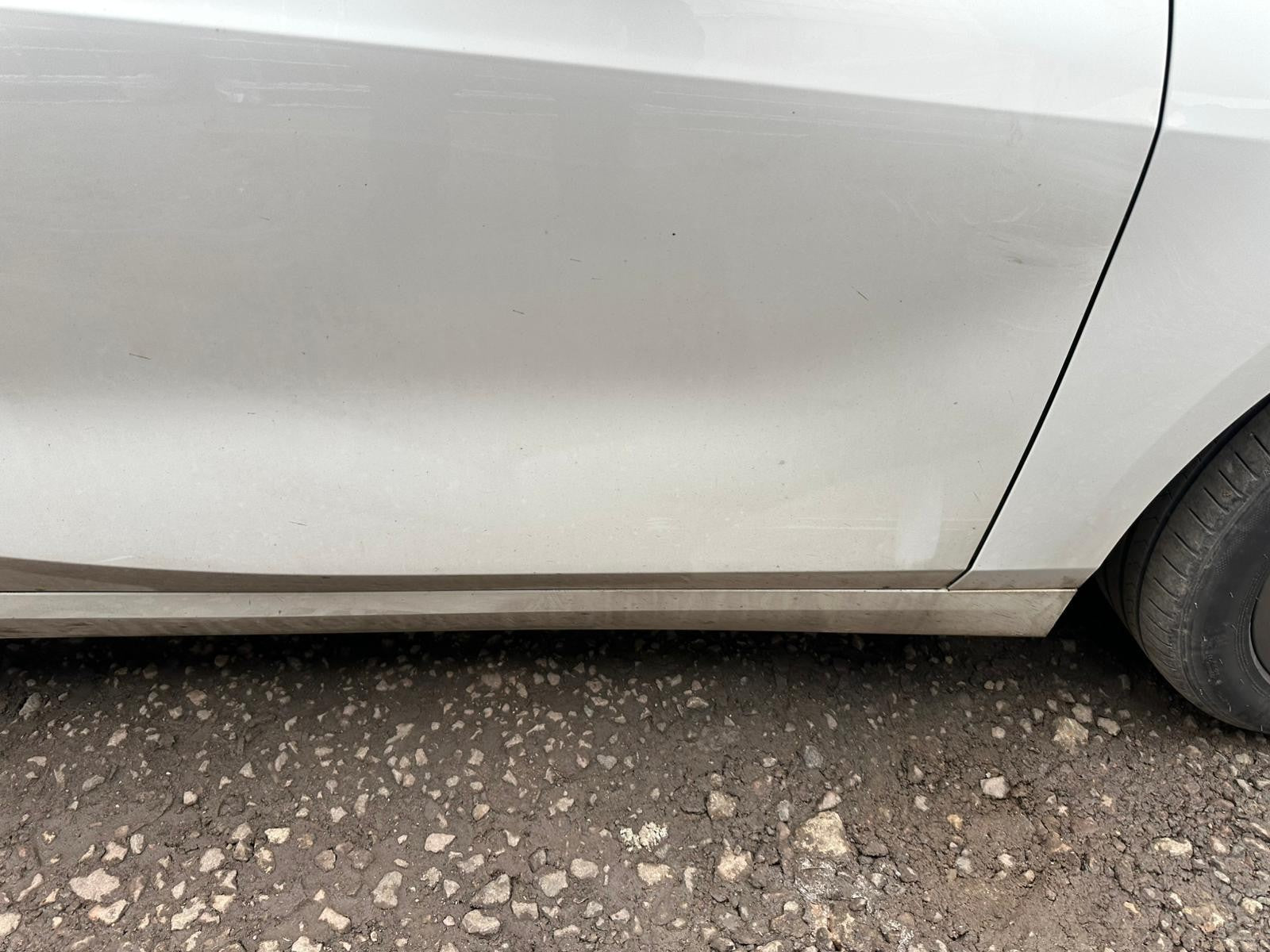✅2021 BMW 1 SERIES F40 FRONT RIGHT BARE DOOR W/O MIRROR WHITE + WARRANTY A365 - Image 3
