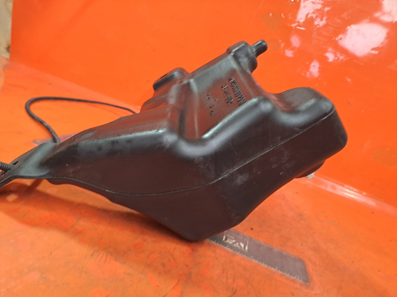 ebay-src:https://i.ebayimg.com/00/s/mtiwmfgxnjaw/z/bhsaaoswcolntgre/$_57.jpg