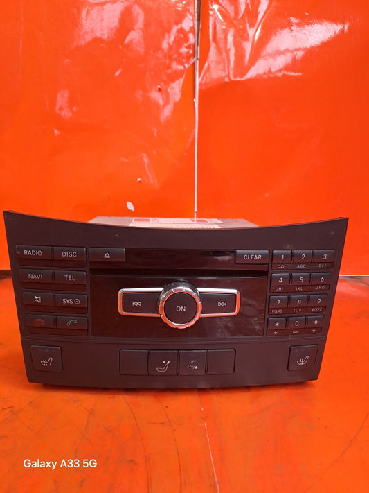 ✅2013 MERCEDES E CLASS W212 MULTIMEDIA RADIO PLAYER HEAD UNIT A2129006417 A271 - Image 2