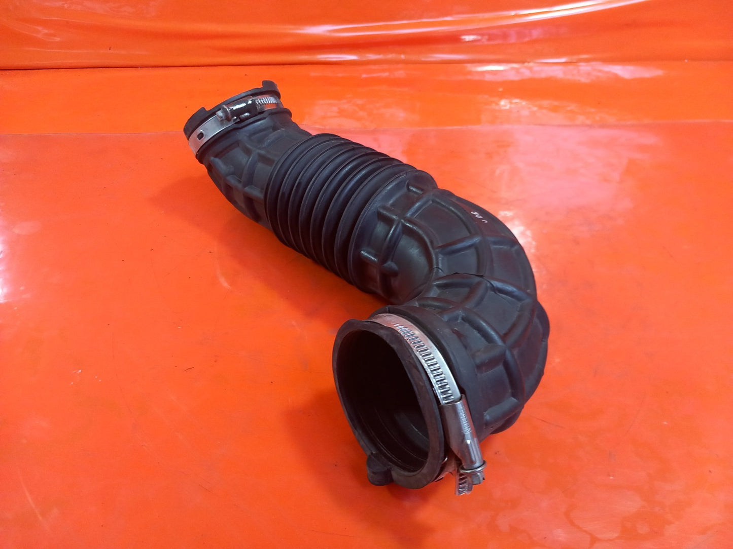 2019 Ford Transit Custom Air Intake Pipe GK21-9R504-AF Warranty A383 - Image 11