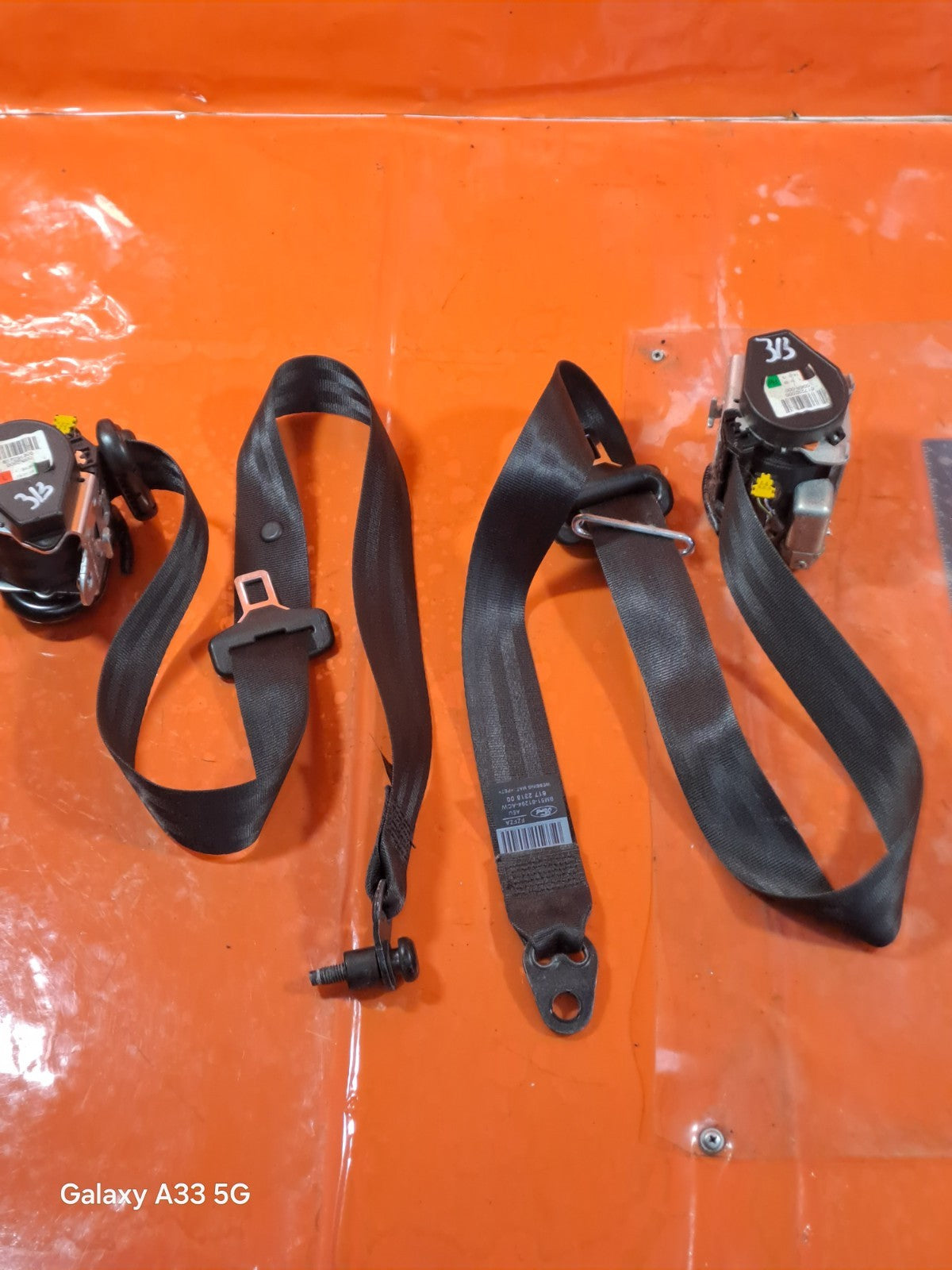 ✅2013 FORD FOCUS MK3 TITANIUM X SEAT BELT FRONT PAIR RIGHT & LEFT BM51-61294-ACW - Image 1