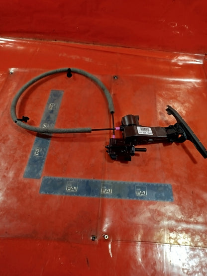 ✅FORD KUGA ST-LINE 2.5 PETROL 2025 REAR RIGHT OPENING LIMITER LV4BA247B50AB A326 - Image 5