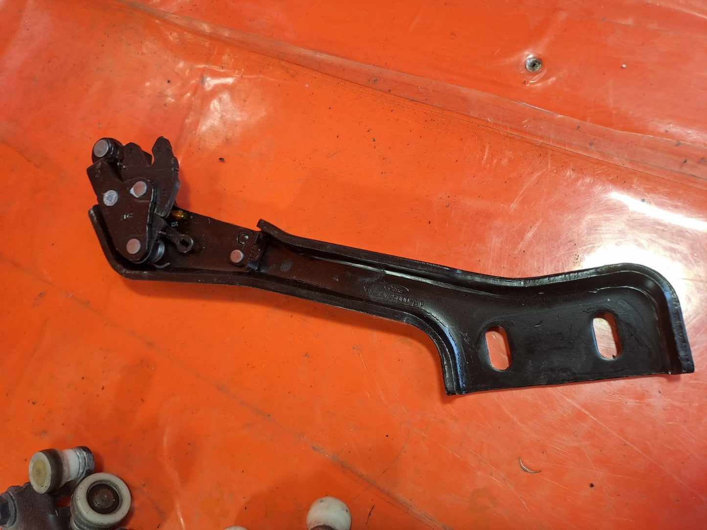 ✅Ford Tourneo Custom 2.0 Diesel 2017 Right Sliding Door Hinges BK21V25000AB A359 - Image 5