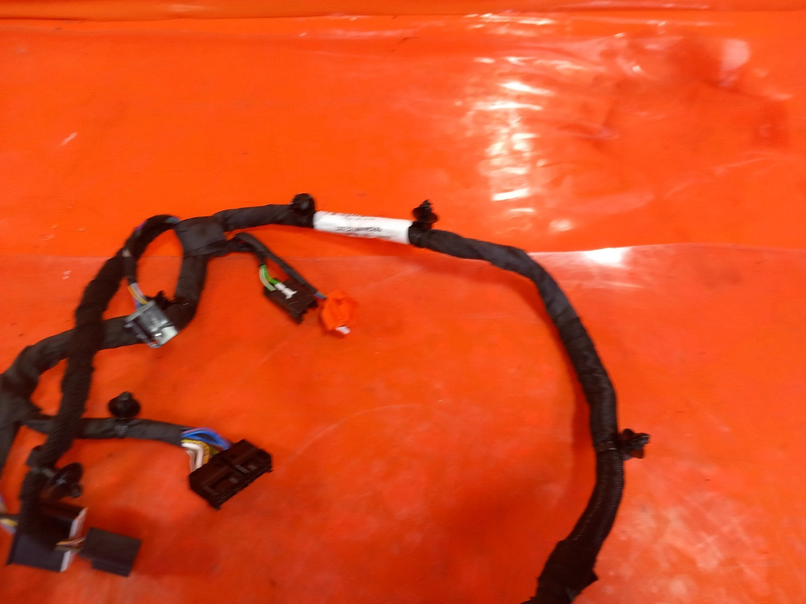 Land Rover Defender L663 3.0 Diesel 2025 Front Right Seat Wiring Loom R8B214B719 - Image 5
