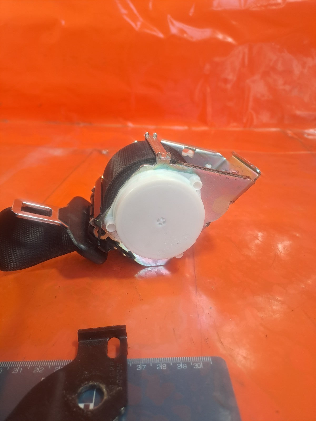 ✅2009 MERCEDES E CLASS W212 SEAT BELT REAR MIDDLE CENTRE 33053533A WARRANTY A314 - Image 5