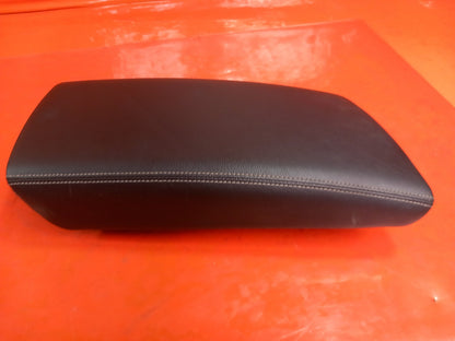 2019 Renault Megane MK4 Centre Console Armrest Warranty A387 - Image 5
