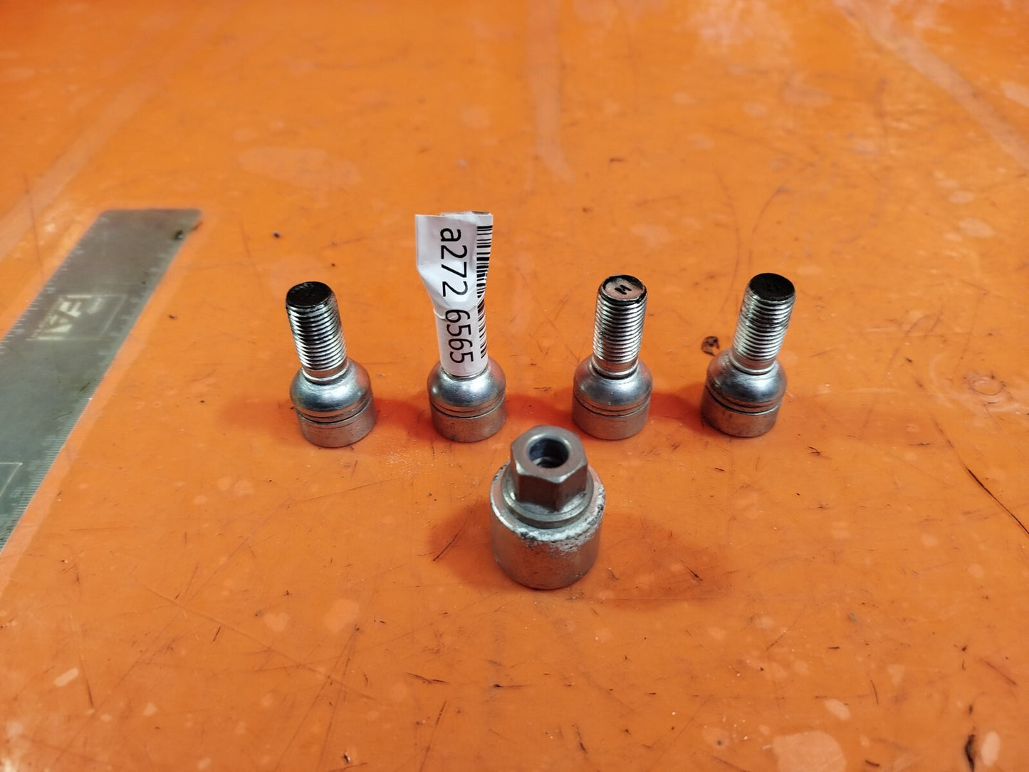 ✅CUPRA BORN V2 Ev 2023 Wheel Bolts Warranty A272 - Image 1