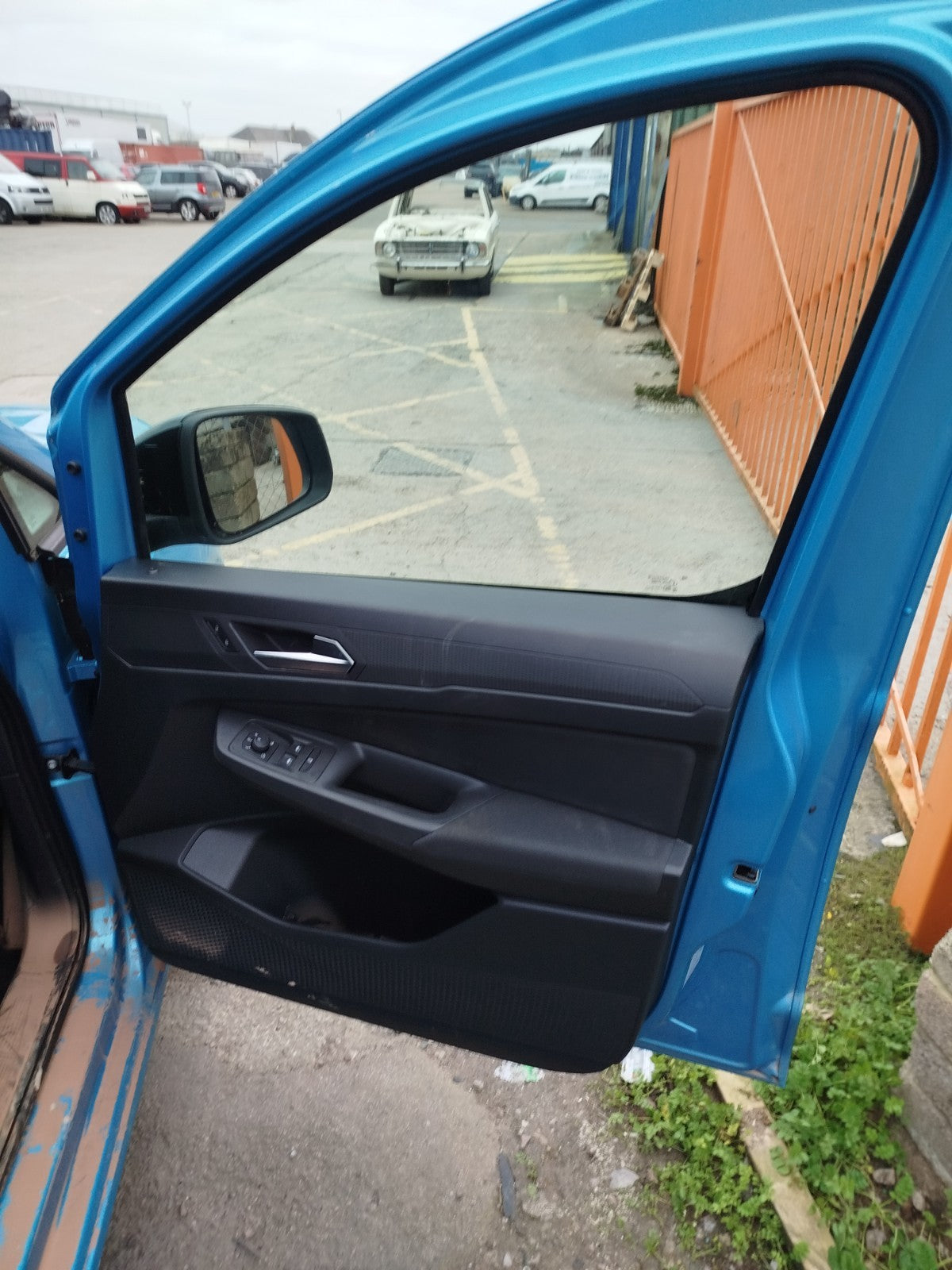 ✅2024 FORD GRAND TOURNEO CONNECT 1.5D DOOR CARD FRONT RIGHT + WARRANTY A341 - Image 2