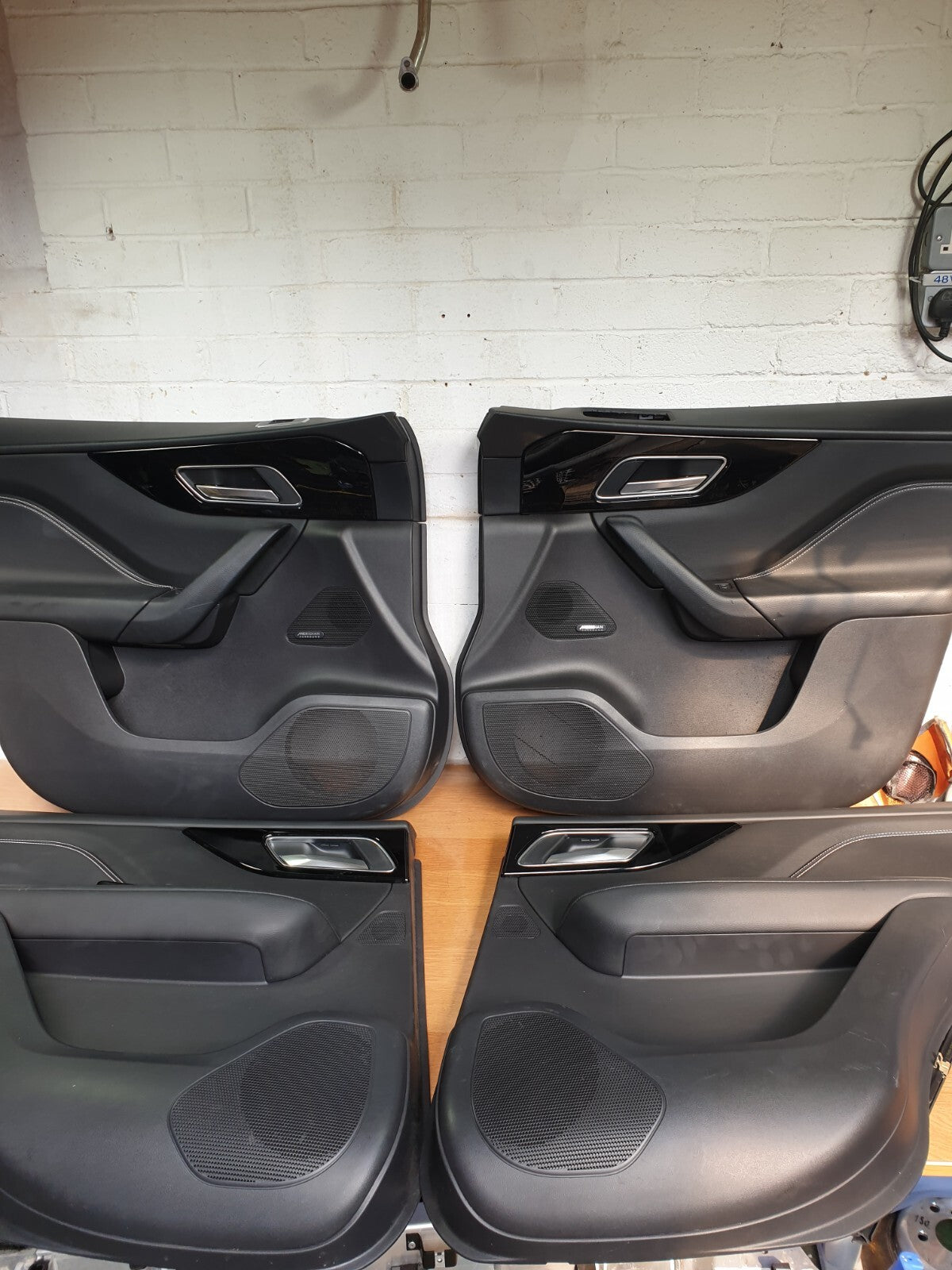 ebay-src:https://i.ebayimg.com/00/s/mtywmfgxmjaw/z/1xyaaoswk4bm103j/$_57.jpg