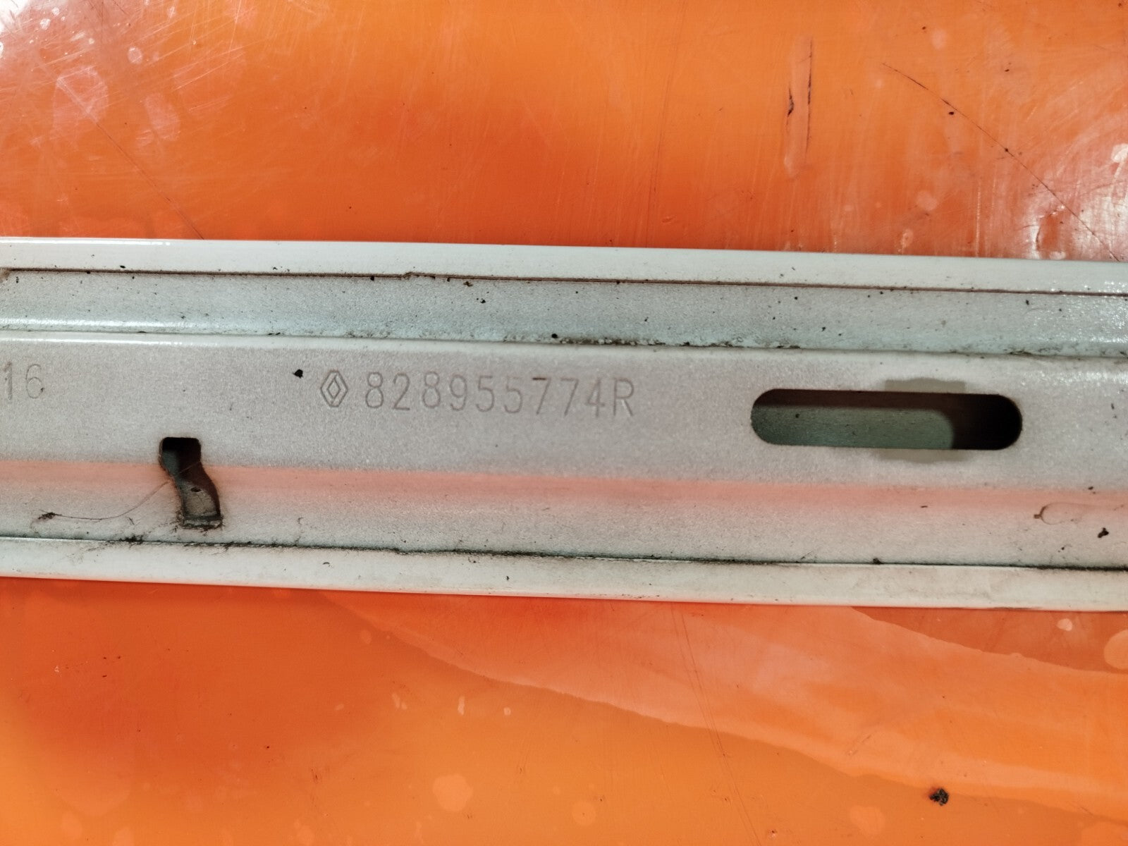 ebay-src:https://i.ebayimg.com/00/s/mtiwmfgxnjaw/z/hboaaosw3abnyi8~/$_57.jpg