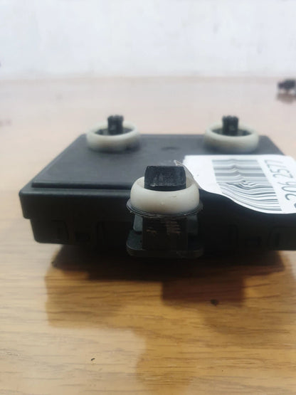 ebay-src:https://i.ebayimg.com/00/s/mtywmfgxmjaw/z/kv0aaeswzbpqkpl8/$_57.jpg