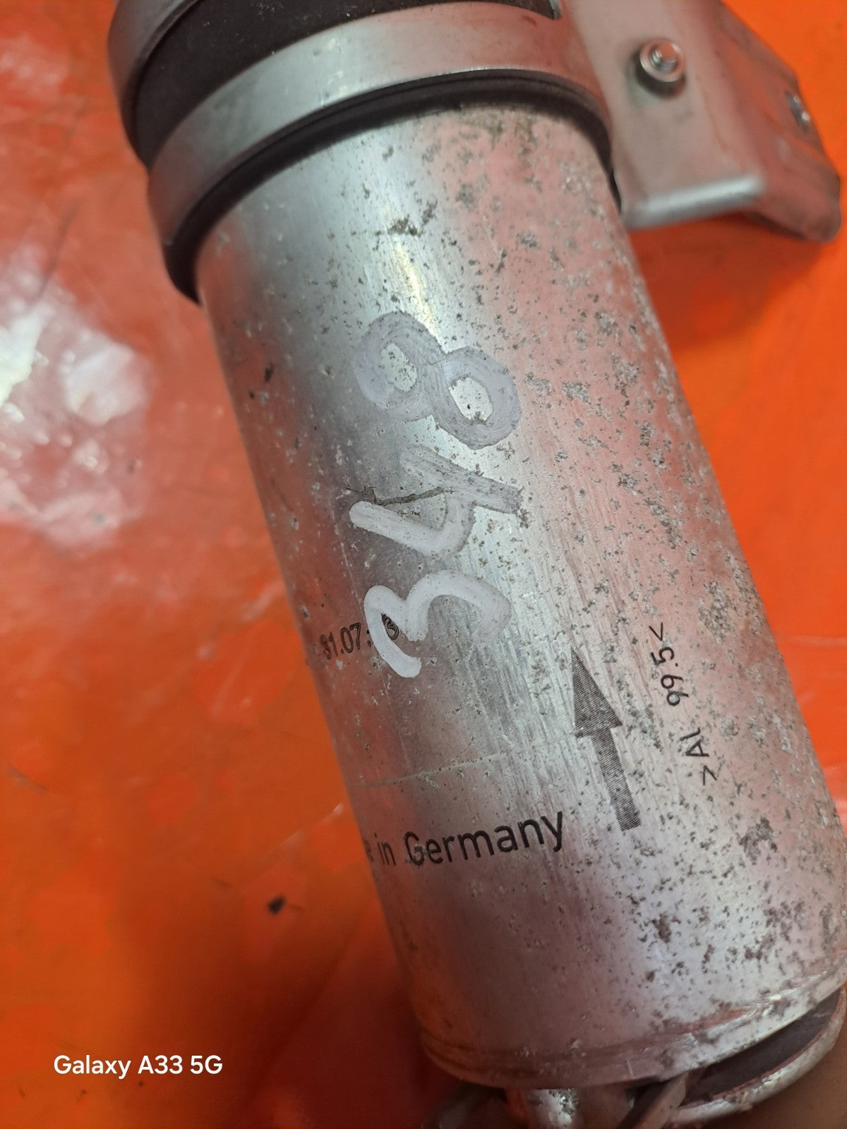 ebay-src:https://i.ebayimg.com/00/s/mtywmfgxmjaw/z/wqiaaeswqxhpek5-/$_57.jpg