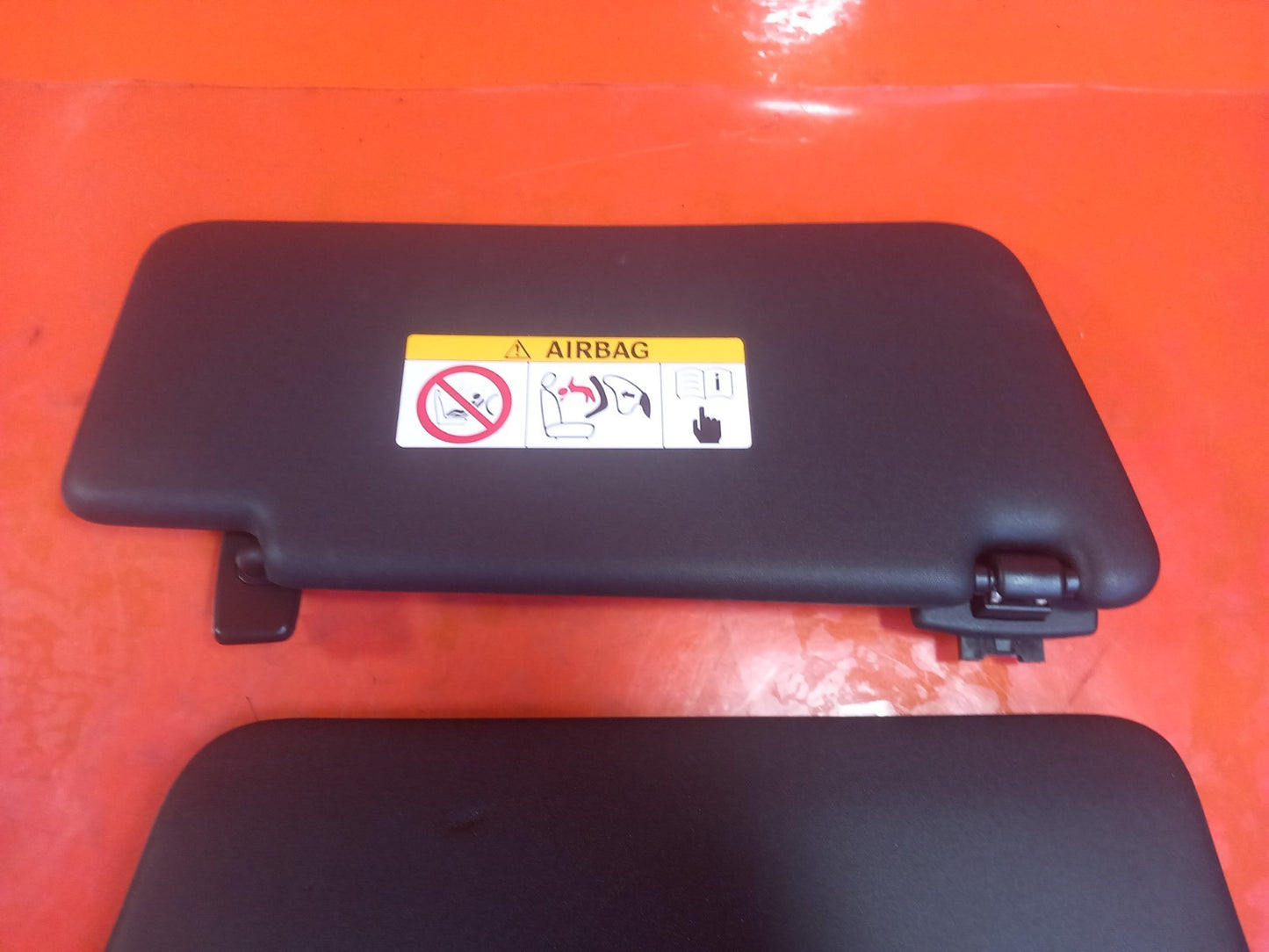 2025 Mercedes GLE W167 AMG Sun Visor Pair A0998210011 Warranty A397 - Image 5