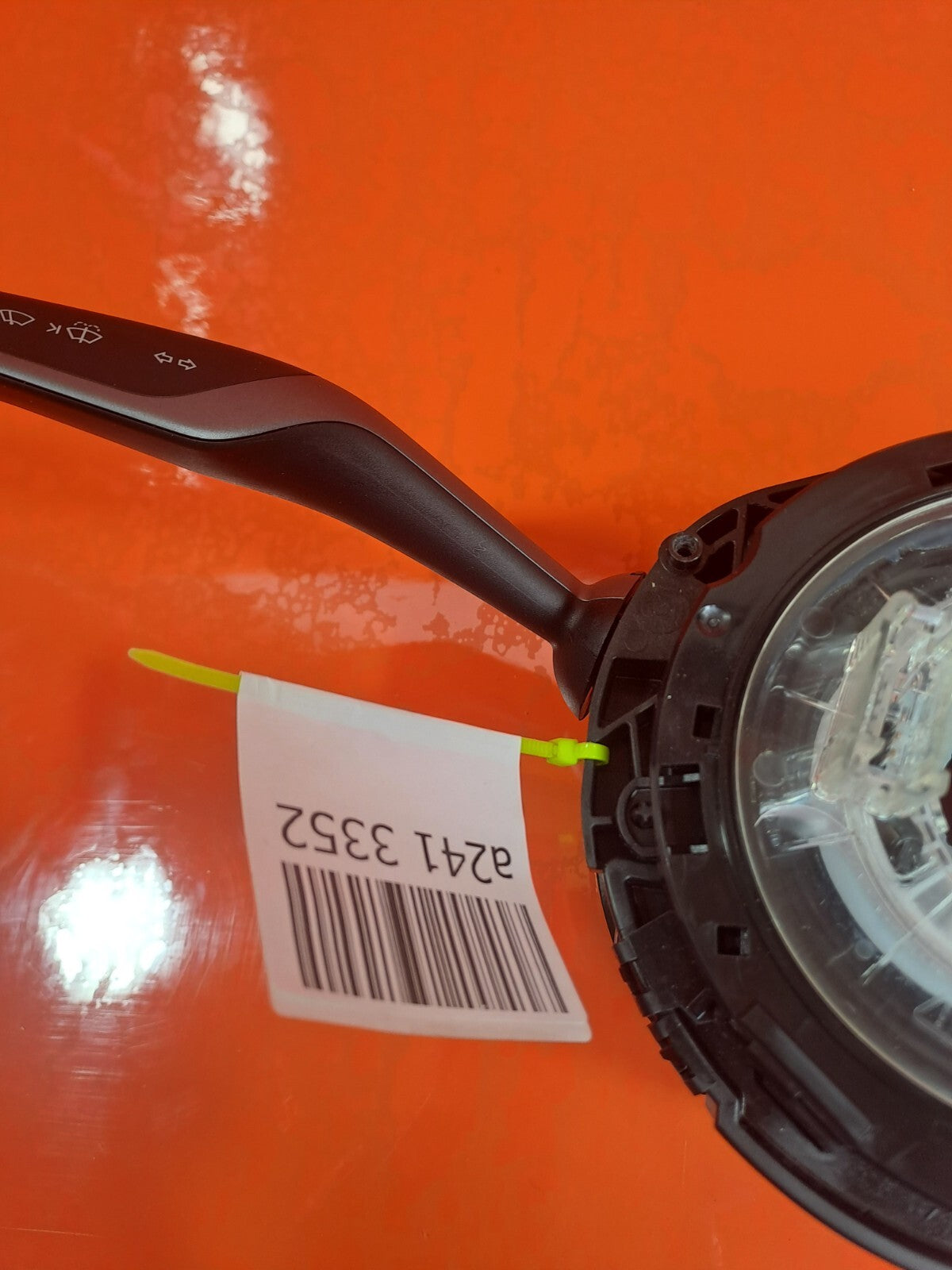 ebay-src:https://i.ebayimg.com/00/s/mtywmfgxmjaw/z/xs4aaoswnixnqjyn/$_57.jpg
