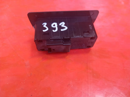BMW X3 G01 M40D 3.0 Diesel 2019 Tailgate Button Switch 9275121 Warranty A393 - Image 7
