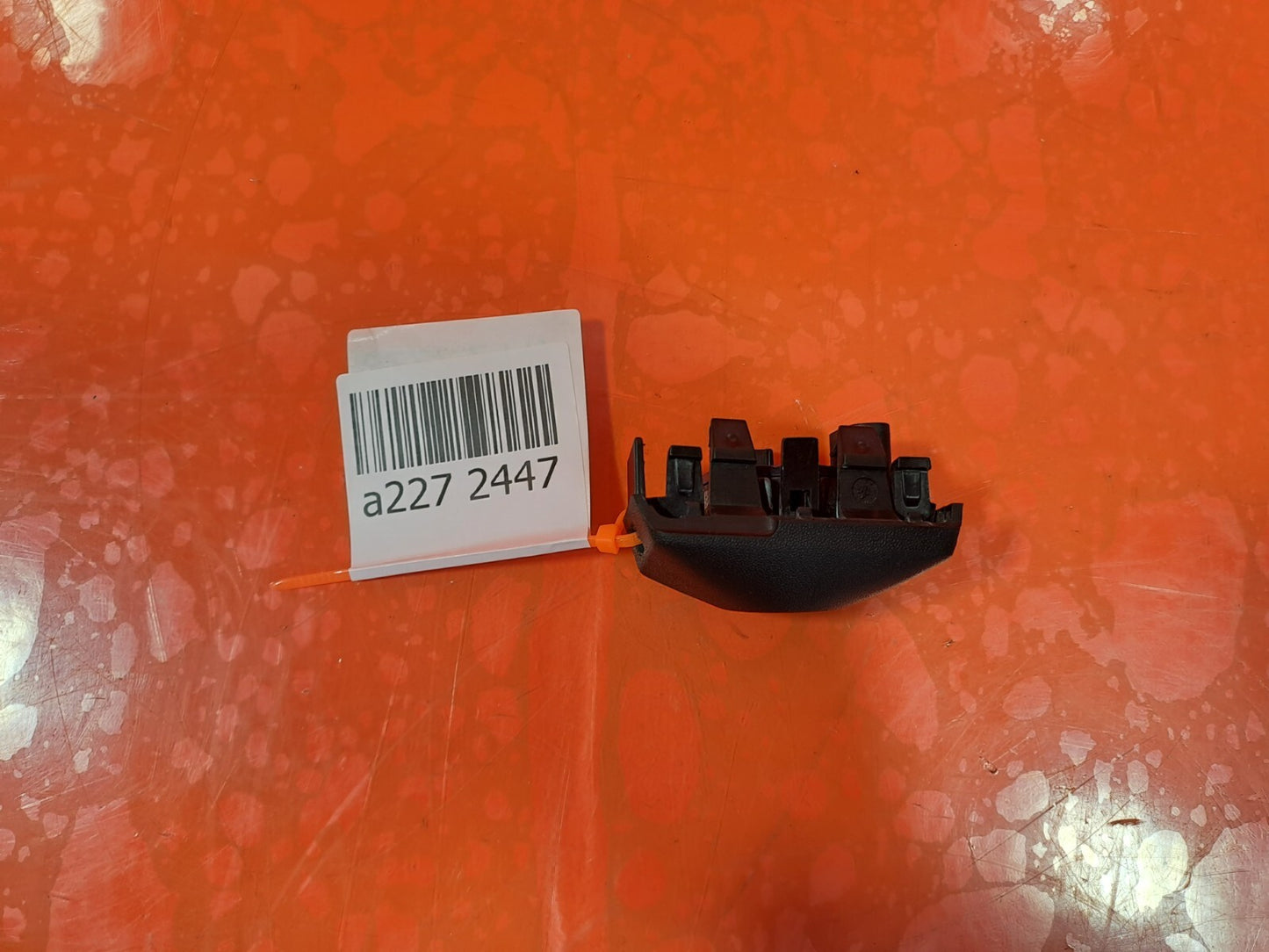 Cupra Leon VZ2 2023 1.4 Petrol FRONT BUMPER PARKING SENSOR 5WA919275A Warranty - Image 3