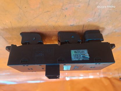 ✅SSANGYONG KORANDO 2.2 DIESEL 2015 FRONT RIGHT WINDOW SWITCH 202007153 Warranty - Image 11