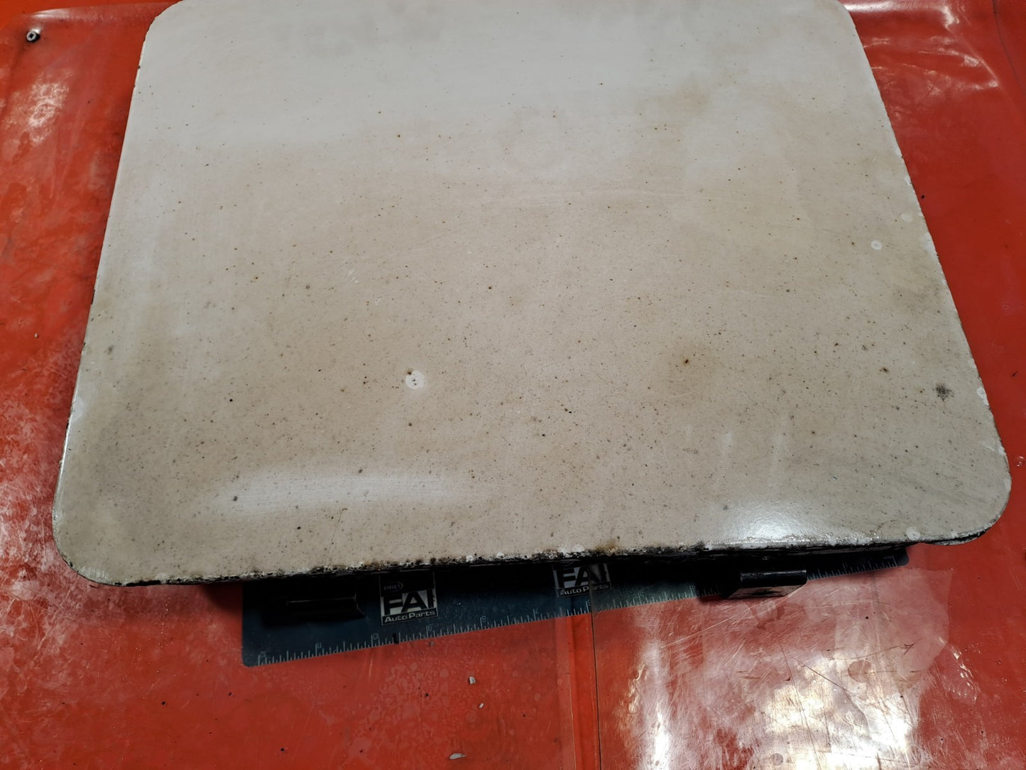 ✅VOLVO FL 5.5 DIESEL 2003 TOOLBOX HATCH COVER Warranty A324 - Image 2