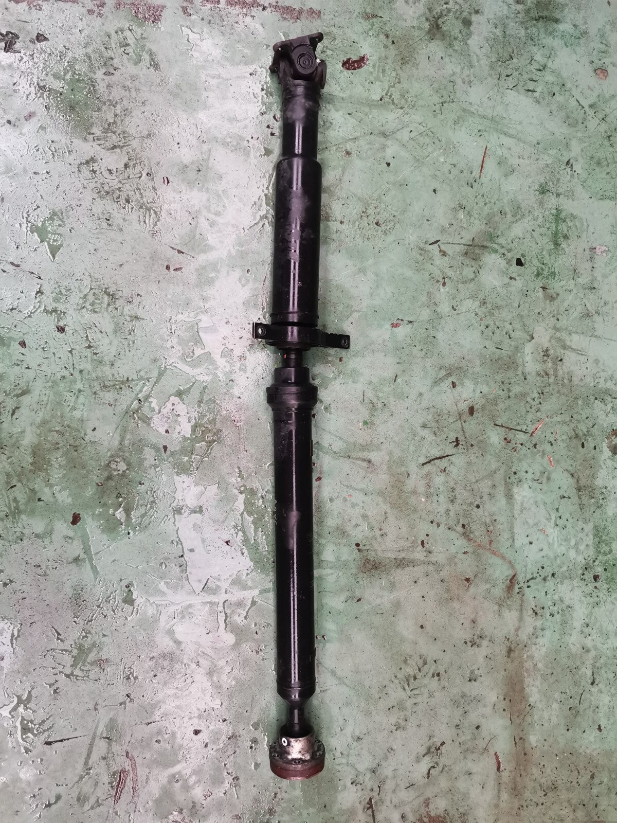 LAND ROVER DISCOVERY 5 L462 2.0 DIESEL 2018 REAR PROPSHAFT 2153137500015 - Image 1