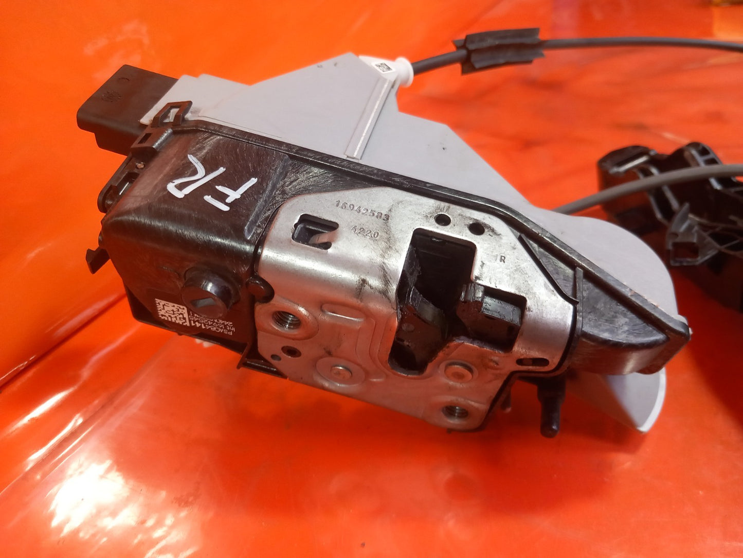 ✅2020 Vauxhall Vivaro 2900 Front Right Door Lock Mech PSA084141 + Warranty A380 - Image 4