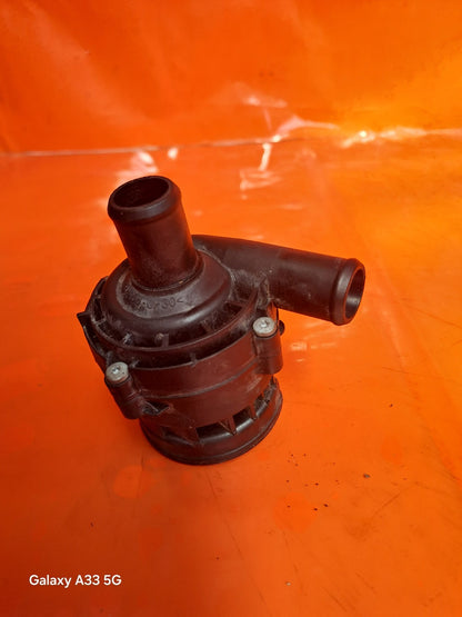 ✅MERCEDES A180D SPORT W177 1.5 DIESEL 2018 AUXILIARY WATER PUMP A2048350364 A297 - Image 2