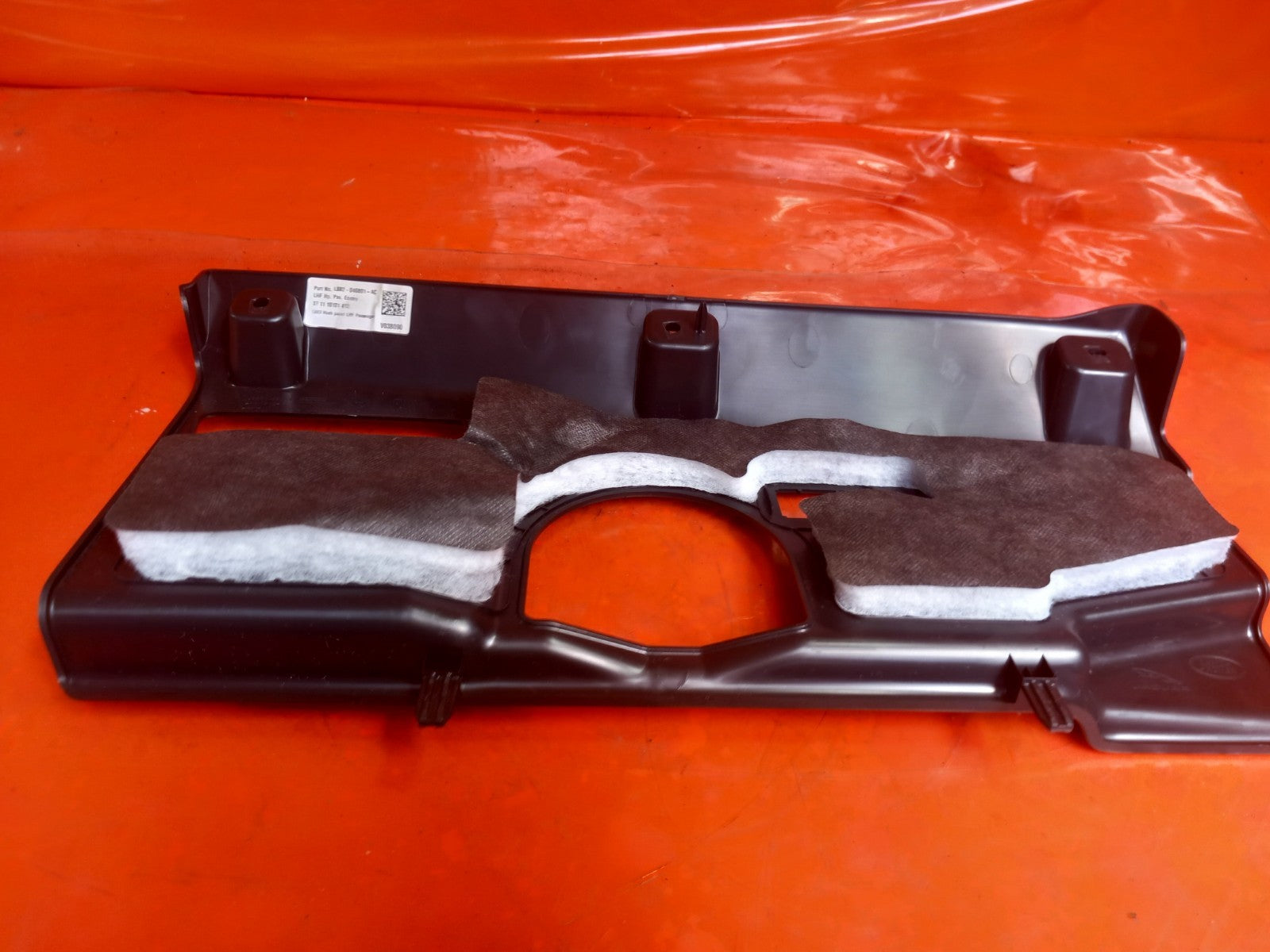 Land Rover Defender L663 3.0 Diesel 2025 Front Left Lower Hush Trim L8B2046B01AC - Image 10