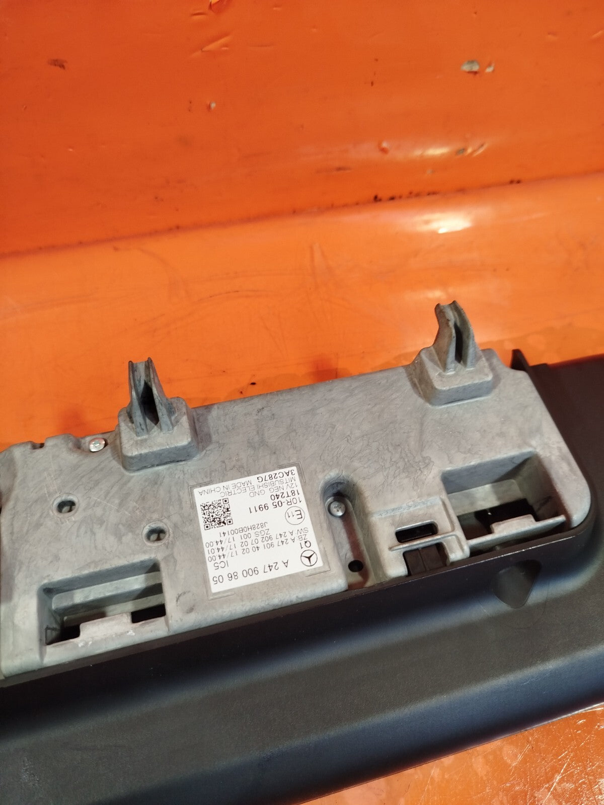 ebay-src:https://i.ebayimg.com/00/s/mtywmfgxmjaw/z/vowaaoswqpbnojfp/$_57.jpg
