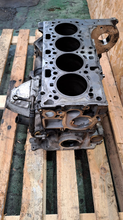ebay-src:https://i.ebayimg.com/00/s/mtywmfg5mda=/z/qlmaaoswfyhnljdt/$_57.jpg