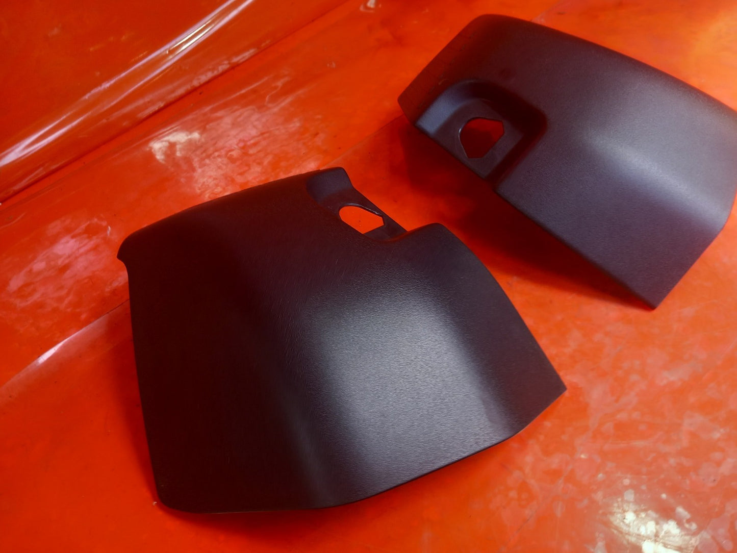 Land Rover Defender L663 3.0 Diesel 2025 Plastic Cover Pair N8B246067AB A396 - Image 4