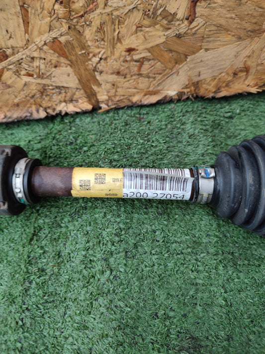 Hyundai Bayon Premium T-Gdi 2023 1.0 Petrol FRONT RIGHT DRIVESHAFT 49500-Q0450 - Image 1